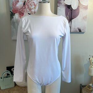 EXPRESS Body Contour Women’s long sleeve bodysuit Size Large